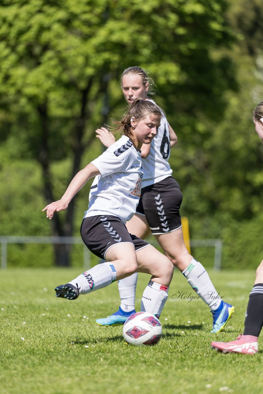 Bild 257 - F SV Henstedt Ulzburg - SV Fortuna Boesdorf : Ergebnis: 3:1